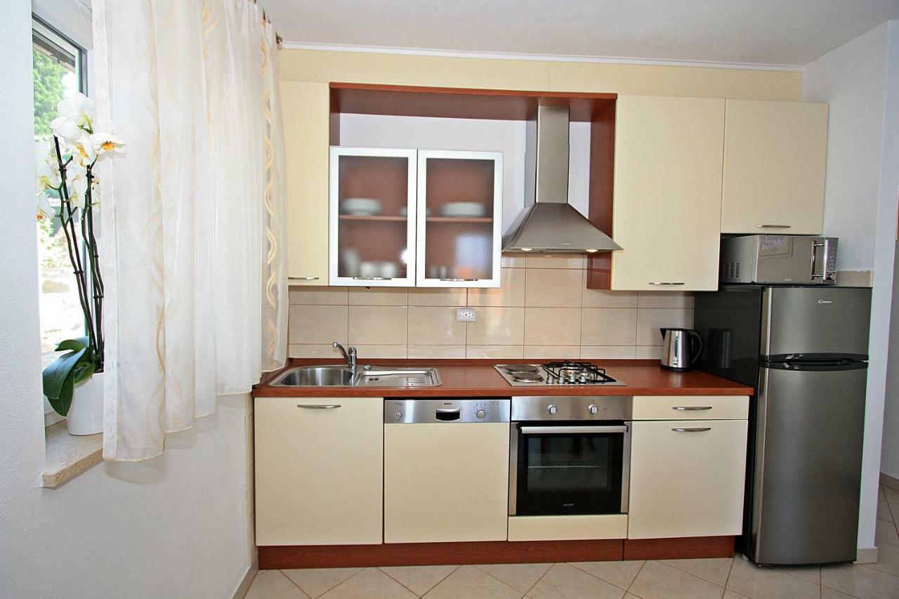 Apartment Igor Supetar Extérieur photo