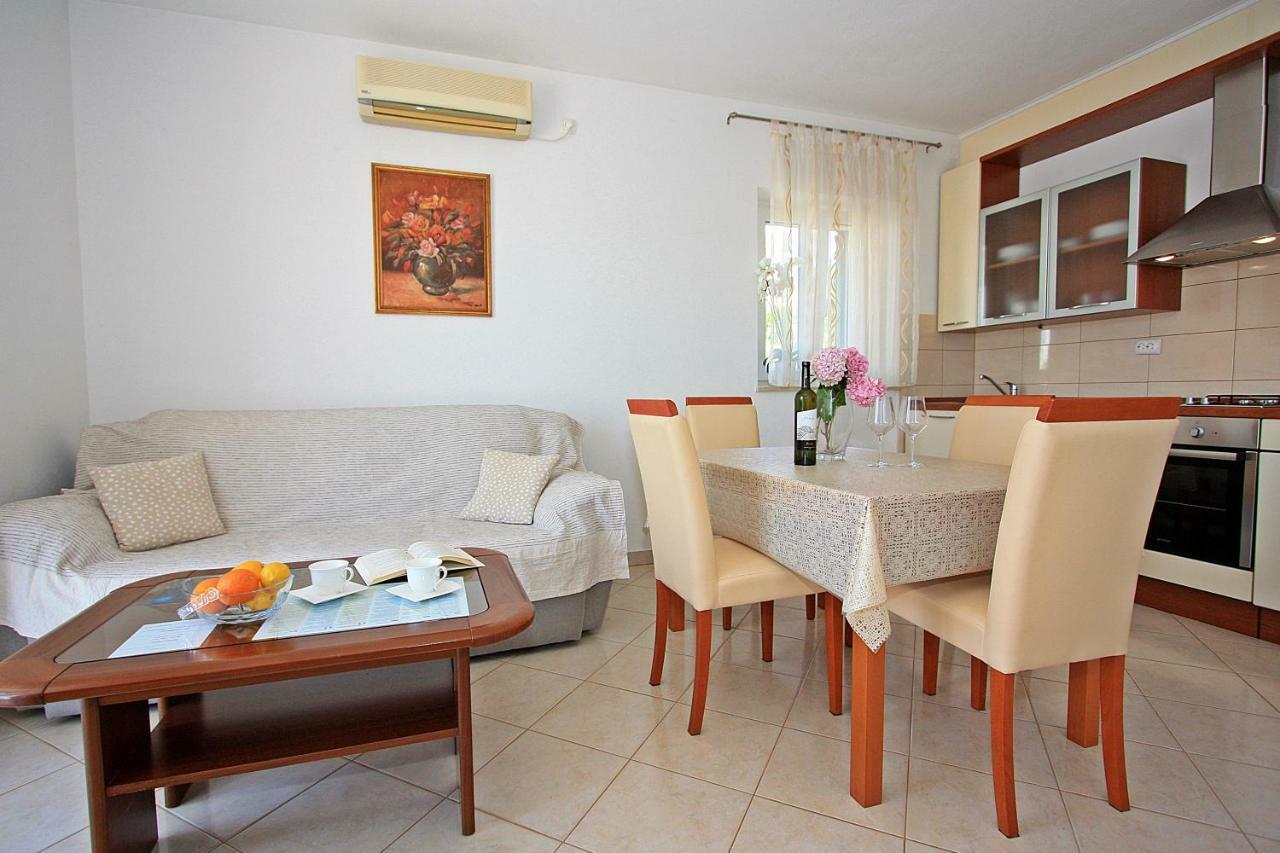 Apartment Igor Supetar Extérieur photo